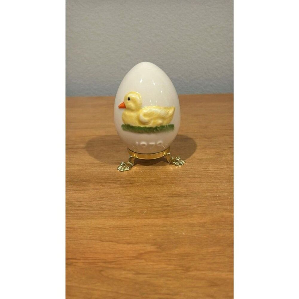1979 Goebel West Germany Annual Easter Egg. Yellow Duck